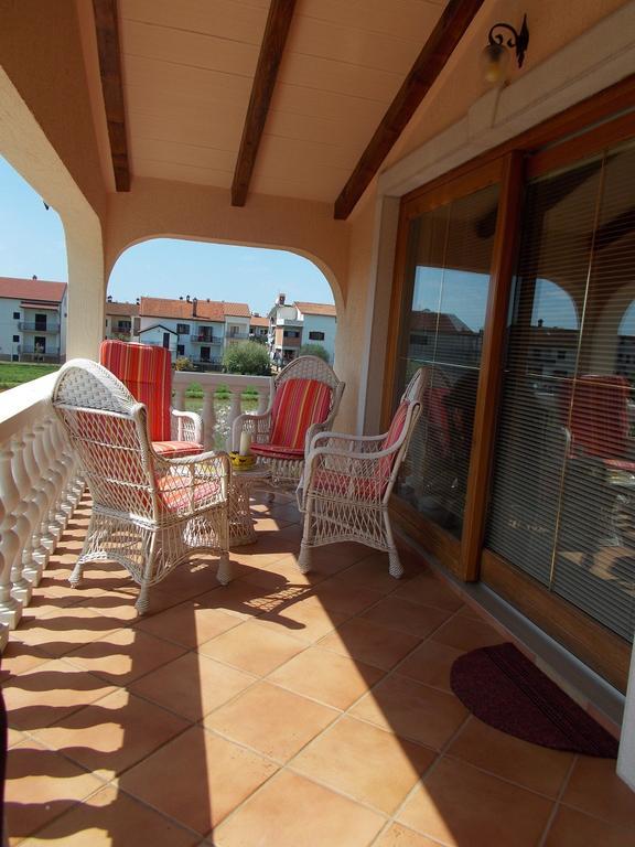 Apartments Jana Umag Bagian luar foto